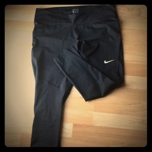Women’s Nike Leggings (XXL)